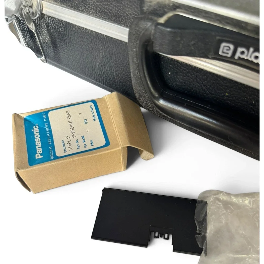 Panasonic WV-3230 Newvicon Color Video Camera Kit Powers On Case Power Supply